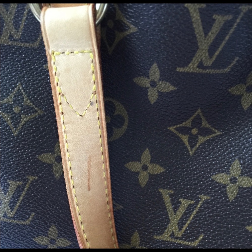 🔥 S O L D🔥 Louis Vuitton Monogram Batignolles PM - Picture 2 of 9